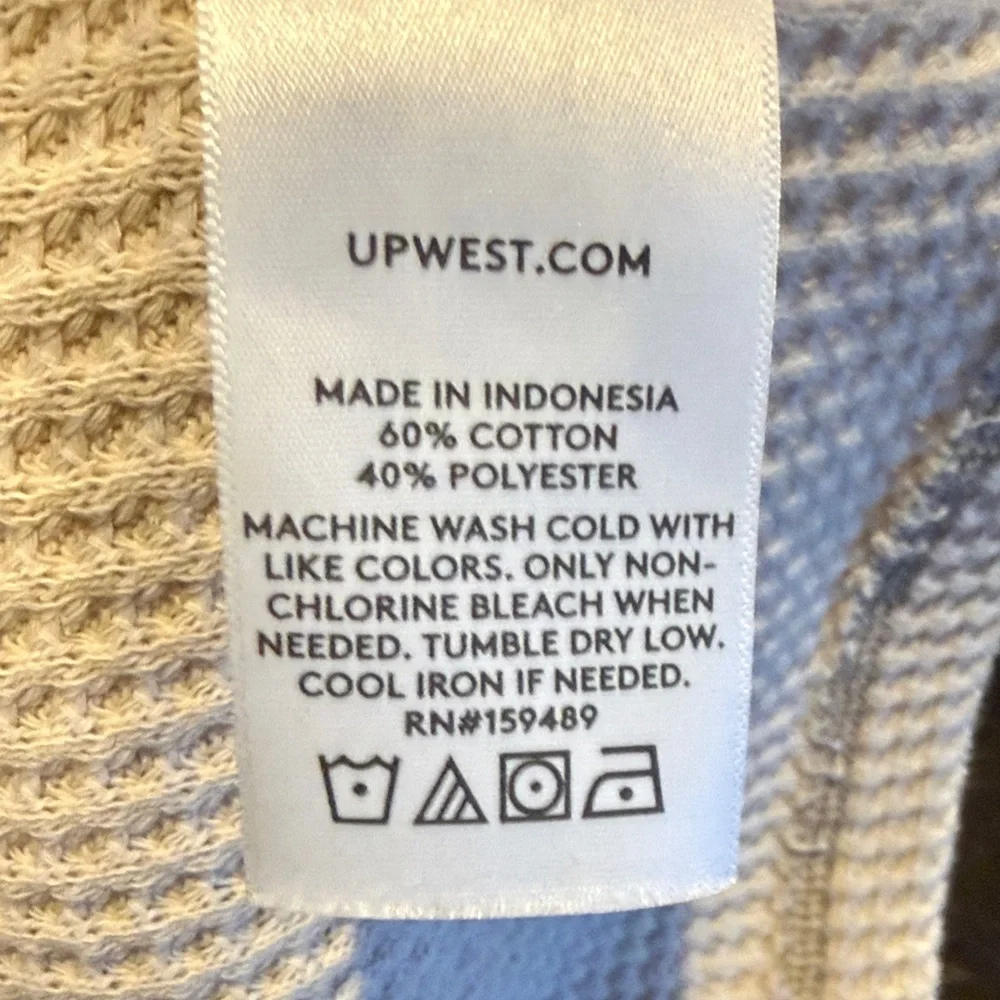 UpWest Women XS Cream Waffle Knit Long Sleeve Fitted Tee
